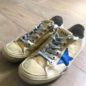 Gold golden goose sneakers w/ blue star 💙🧡
